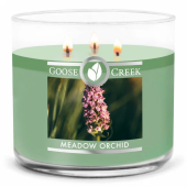 GOOSE CREEK Ароматическая свеча "MEADOW ORCHID/ Луговая орхидея", в подсвечнике с 3 фитилями, вес - 411 гр, время горения - 35+ часов, соевый воск